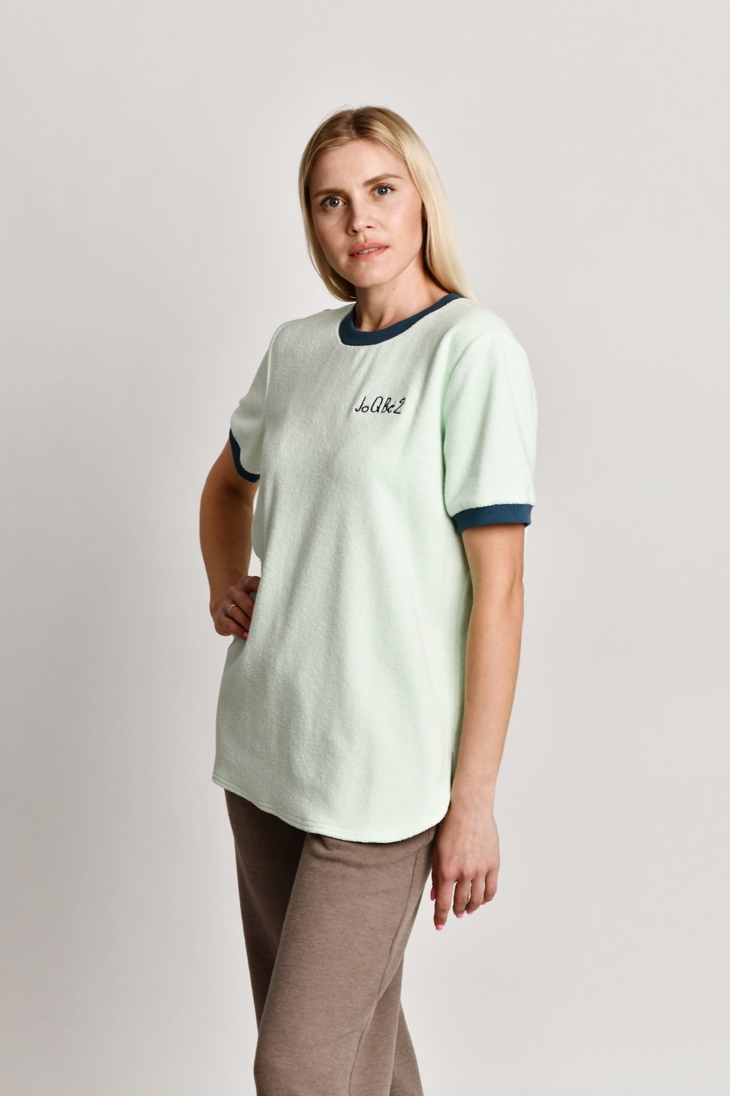 T-shirt with fleece lining
