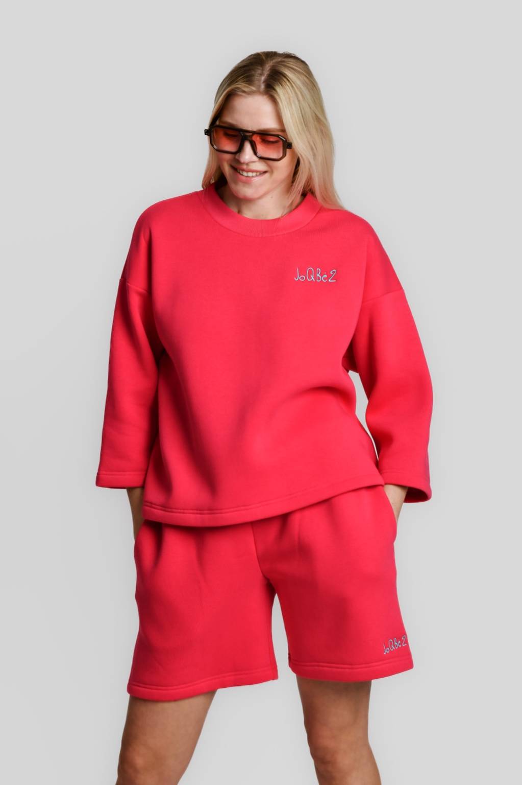 Oversized sweatshirt with 3/4 sleeves and fleece lining
