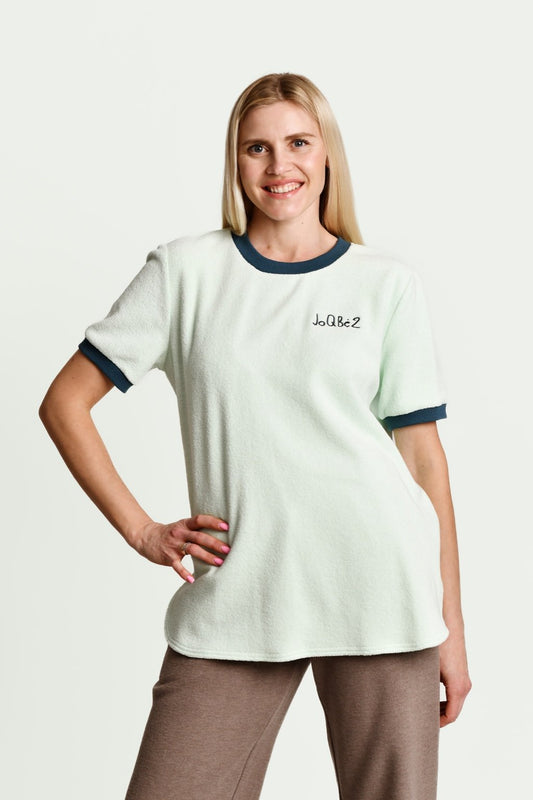 T-shirt with fleece lining
